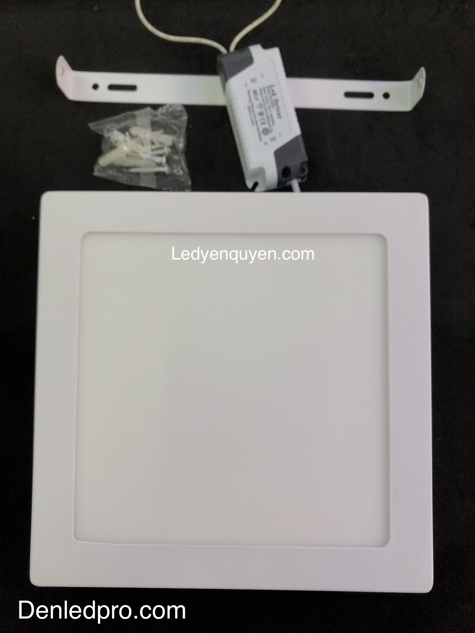 Äèn Nổi 15W Vuông  Äèn Nổi 15W Vuông