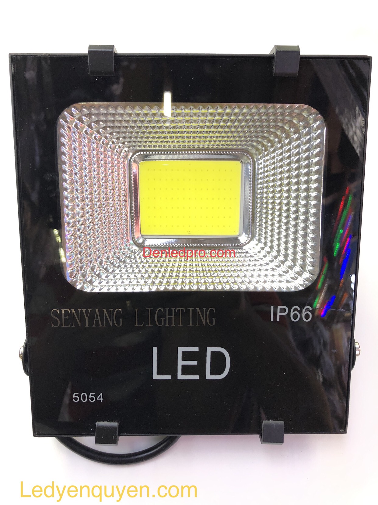 Äèn Pha LED 50W Senyang Light  Äèn Pha LED 50W Senyang Light