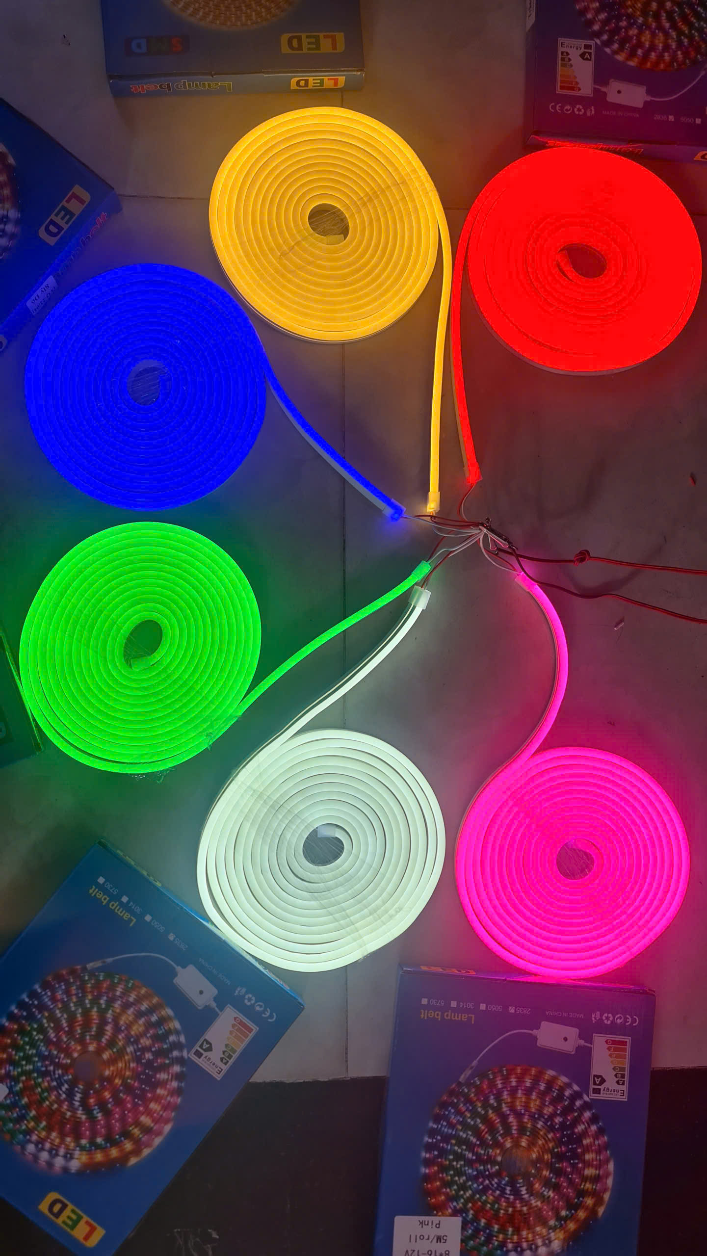 Led neon 12v 8mm bảng to siêu sáng cuá»™n 50m  Led neon 12v 8mm bảng to siêu sáng cuá»™n 50m