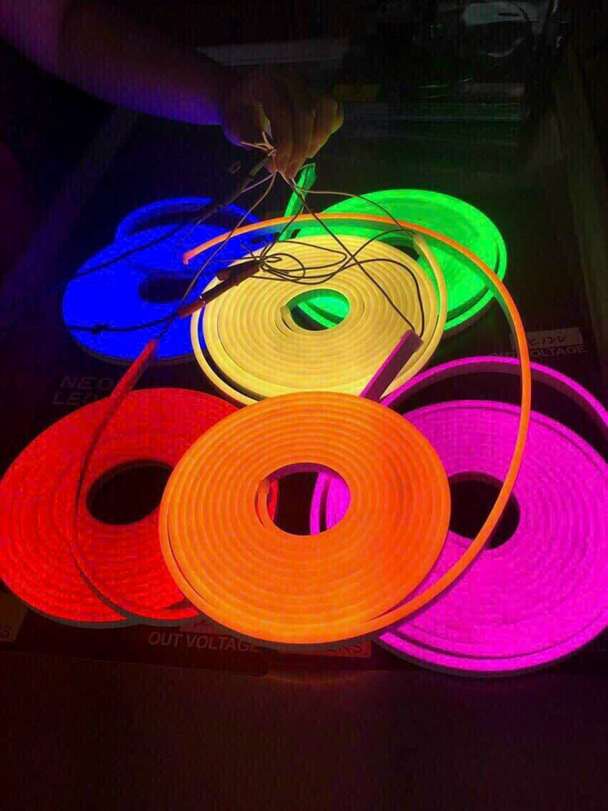 LED Neon Sign Uốn Chữ 12v màu đỠ50m  LED Neon Sign Uốn Chữ 12v màu đỠ50m